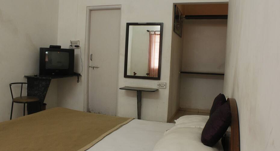Hotel Prince Rama Inn Loadging And Boarding, Nashik 5